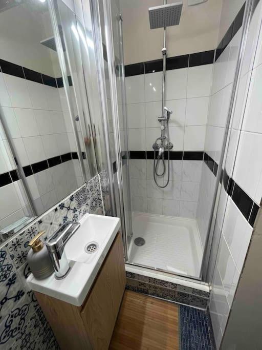 Studio Situe A 5 Min Du Chateau De Versailles Et Stationnement Gratuit Luaran gambar
